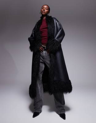 Aria Cove - Shaggy - Manteau long aspect cuir avec garniture fausse fourrure - Noir