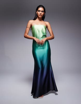 Aria Cove - Trapezförmiges, trägerloses Satin-Maxikleid in Grün mit Ombré-Färbung-Bunt