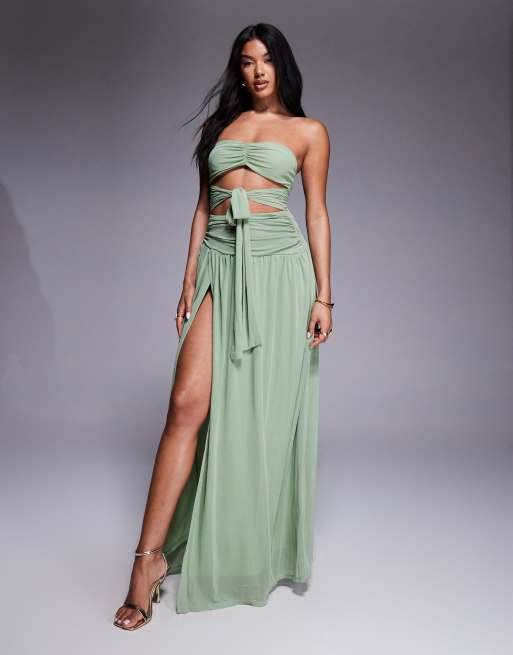 Aria Cove - Vestito lungo color salvia allacciato al collo e in vita, con spacco sulla coscia e cut-out