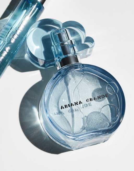 Ariana Grande Cloud Eau De Parfum 30ml Gift Set, 2 of 4
