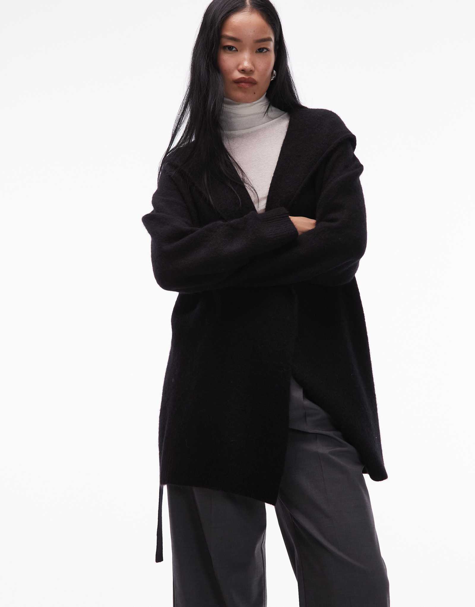 Вязаный кардиган миди свободного кроя с завязкой спереди из шерсти альпаки ARKET черного цвета