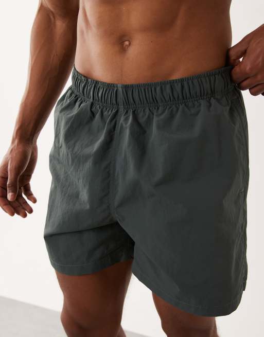 ARKET – Badeshorts in Dunkelgrün, 4 von 5