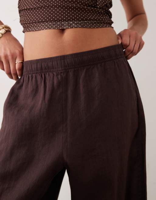 ARKET barrel leg linen pants in chocolate brown, 4 of 5