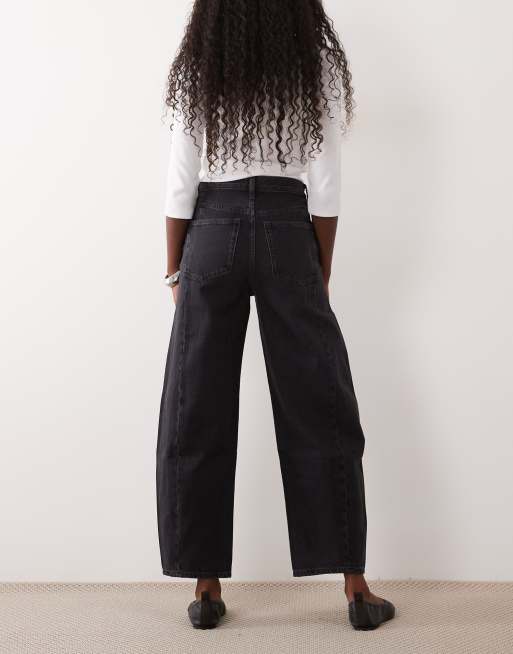 ARKET barrel shaped jeans in washed black , 3 of 5