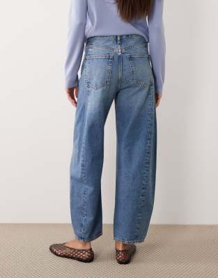 Arket Bloom Barrel Shaped Jeans In Blue