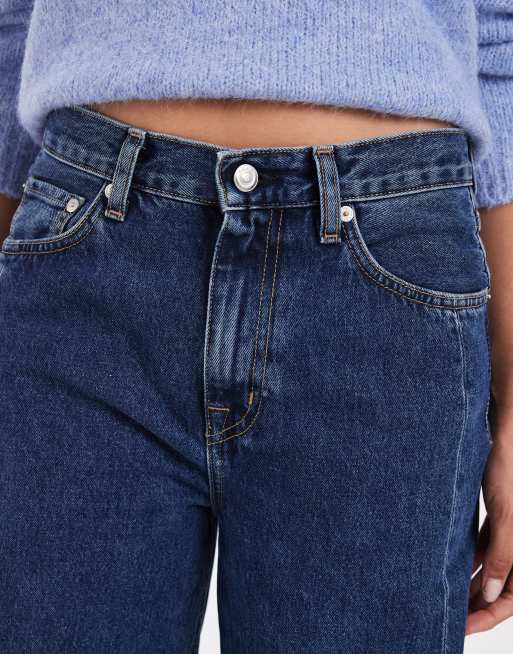 ARKET Bloom jeansy barrel leg w ciemnoniebieskim kolorze, 5 z 5