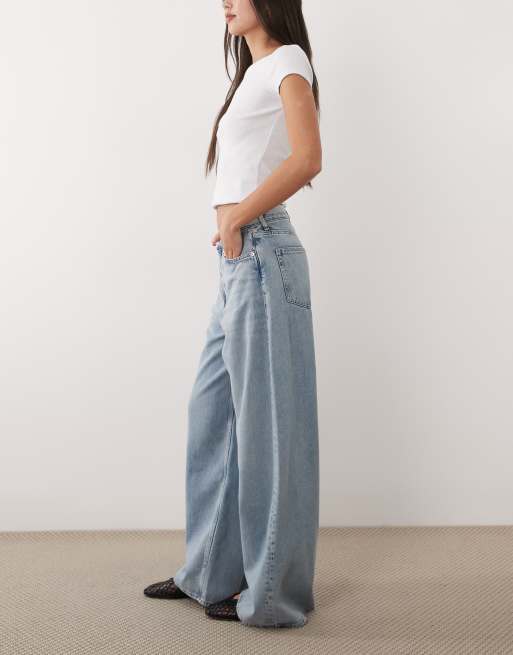 ARKET Cedar high rise wide leg jeans in lightwash blue, 2 of 5