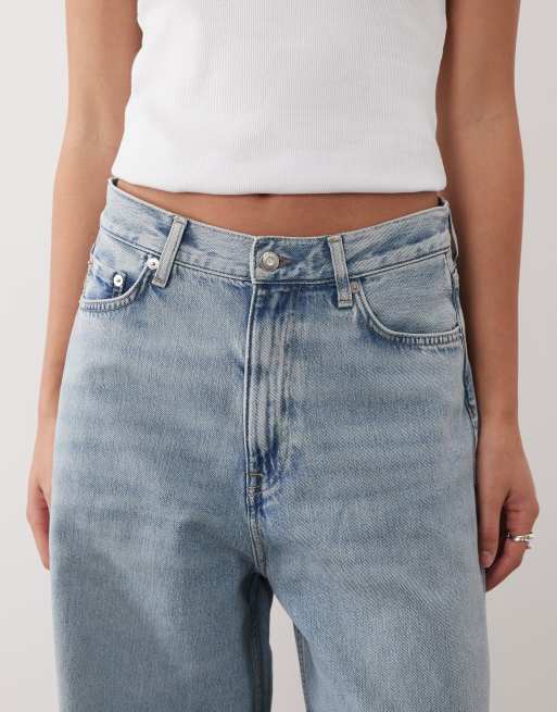 ARKET Cedar high rise wide leg jeans in lightwash blue, 4 of 5