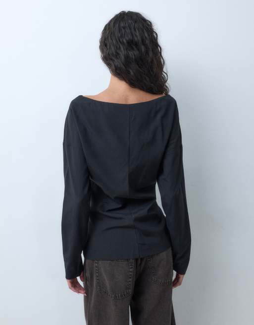 ARKET cinch waist one shoulder long sleeve top in black, 4 of 5