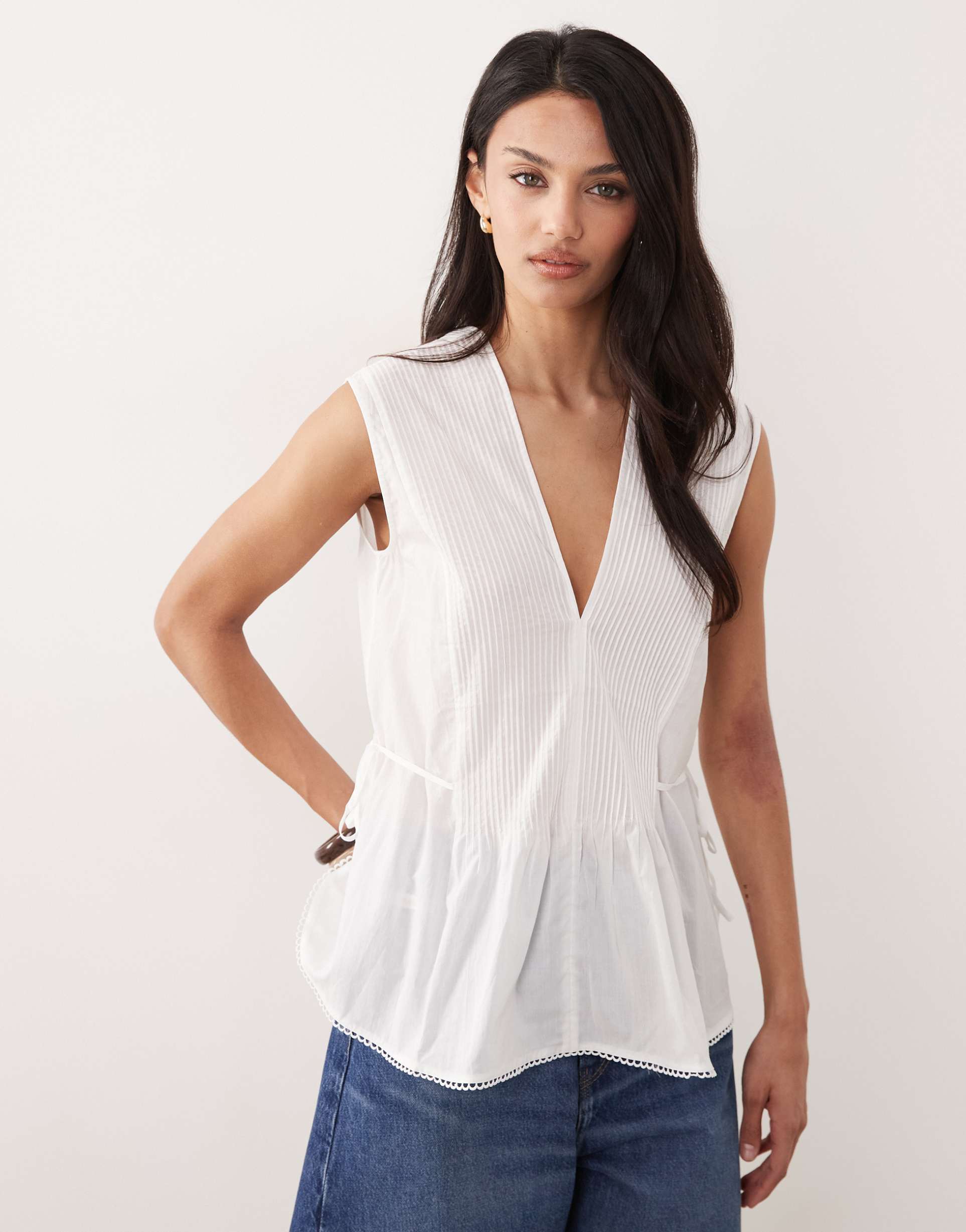 arket cinched peplum sleeveless top in white