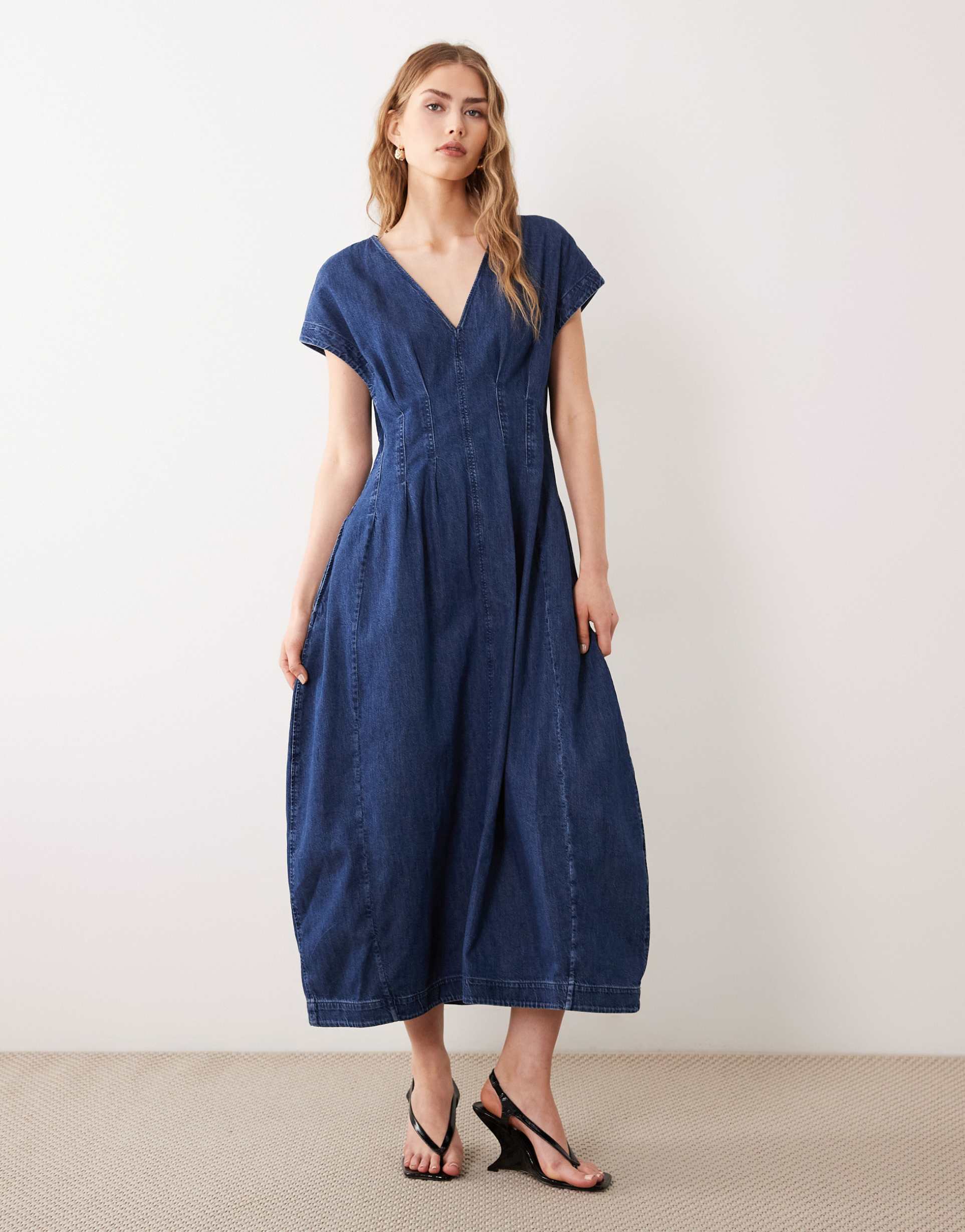 arket cinched waist denim bubble maxi dress in midwash blue