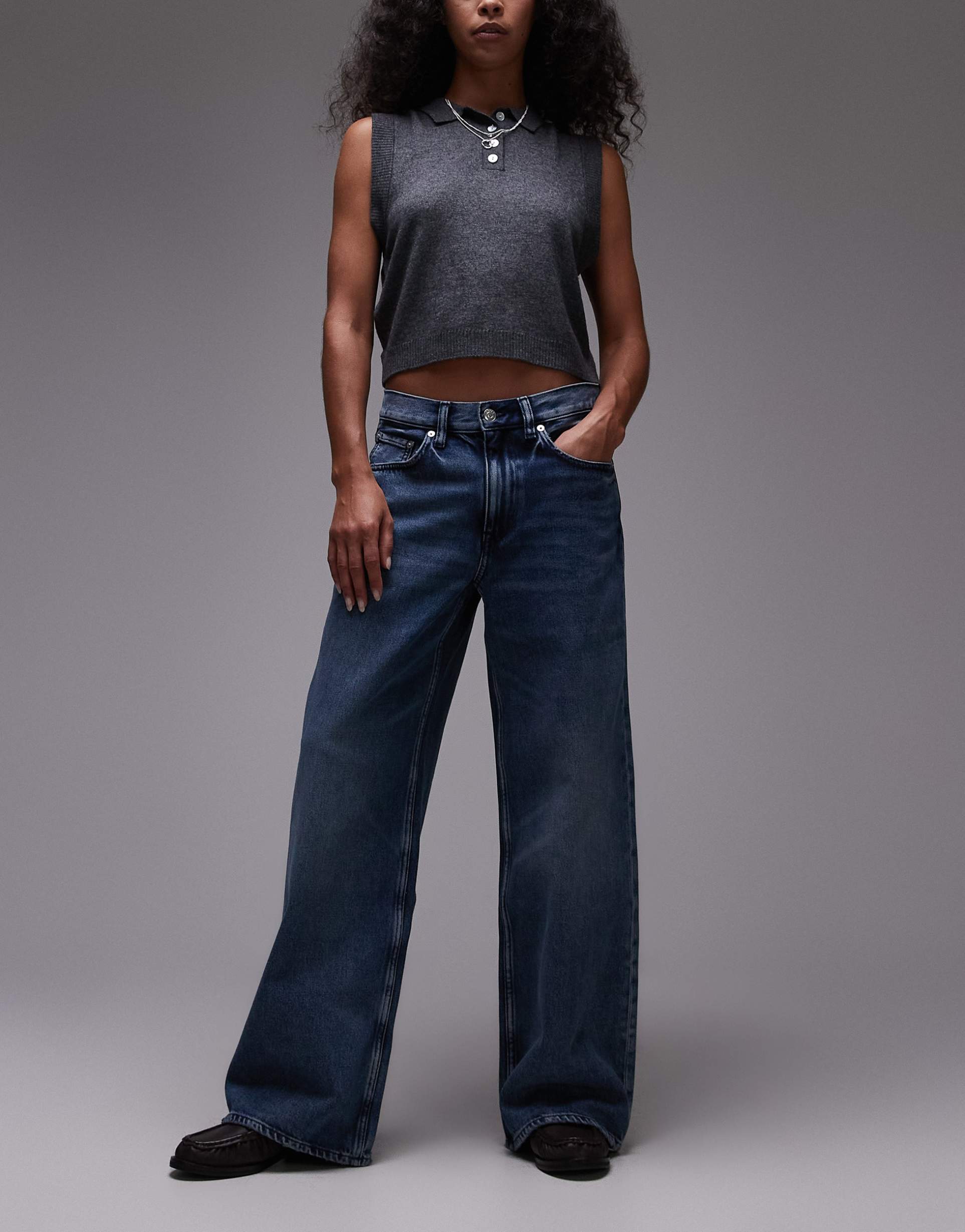 arket cloud low rise baggy wide leg jeans in dark wash blue