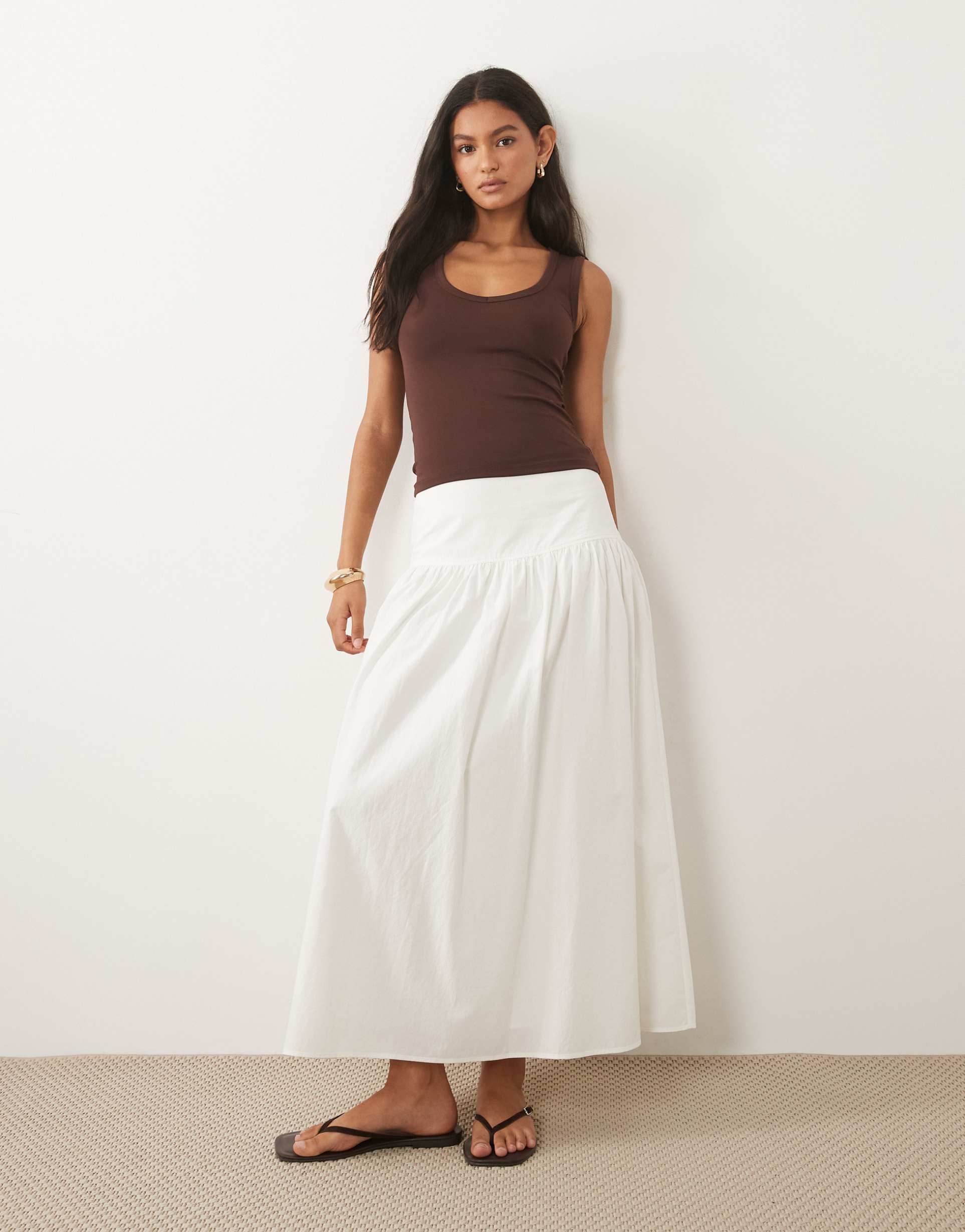 arket cotton dropped waist skirt in off-white
