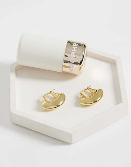 ARKET curved triangle hoop earrings in gold, 2 of 4