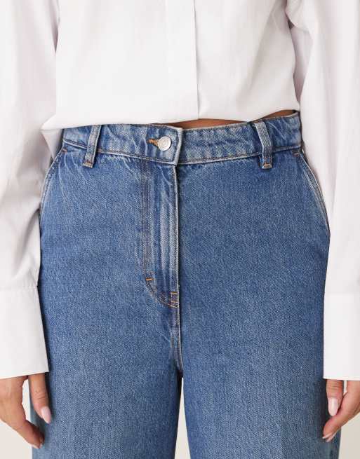 ARKET denim trousers with deep turn-up in clean midwash blue, 5 of 5