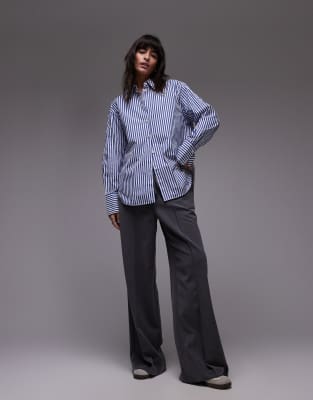 ARKET - Elegantes Oversize-Hemd in Blau gestreift