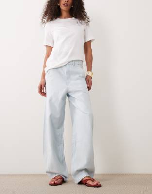 ARKET Endive barrel leg jeans in light blue wash