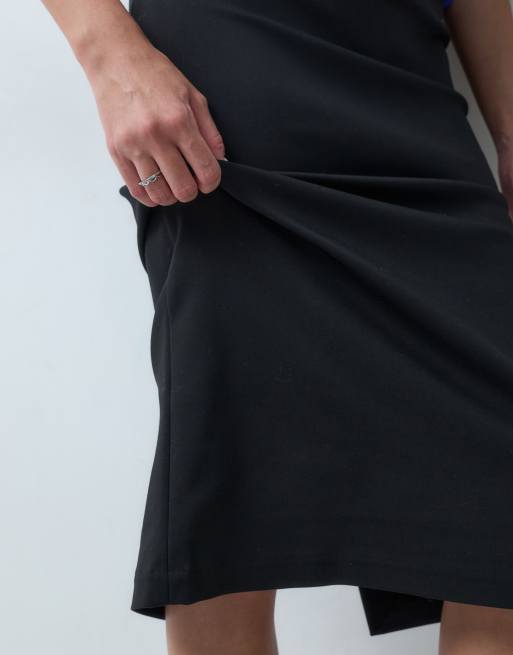 ARKET falda midi tejida en negro, 4 de 5