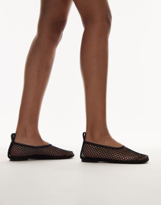 ARKET - Flache Ballerinas aus Mesh in Schwarz mit eckiger Zehenpartie