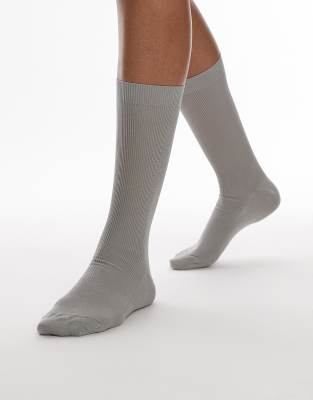 ARKET - Gerippte Socken in Grau mit superweicher Haptik