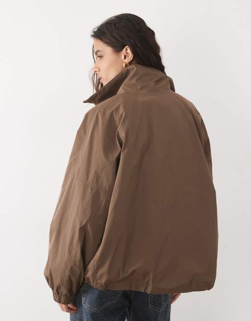 ARKET giacca a vento imbottita con collo alto color taupe, 4 di 4
