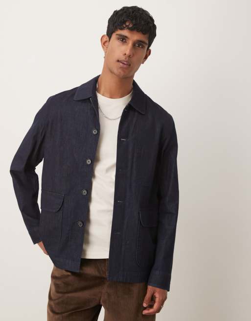 ARKET - Giacca di jeans taglio comodo blu scuro slavato con tasca sul petto con cuciture profilate