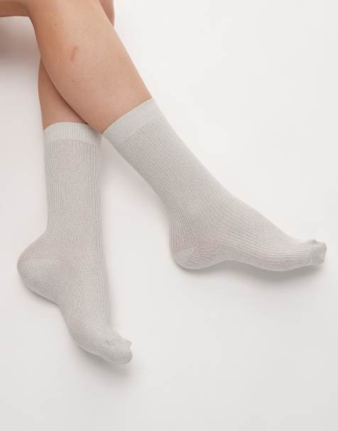 ARKET – Glitzernde Stretch-Socken in Weiß - view 1