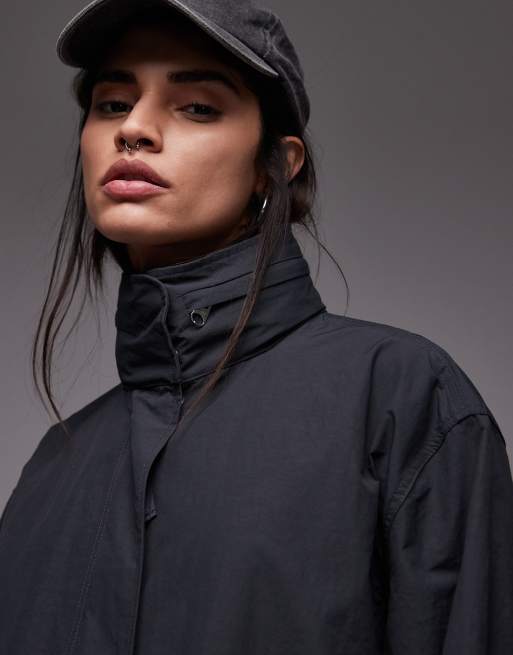 ARKET - Grå let longline-parka med utility-detaljer og sammenfoldelig hætte i belagt materiale , 2 af 4