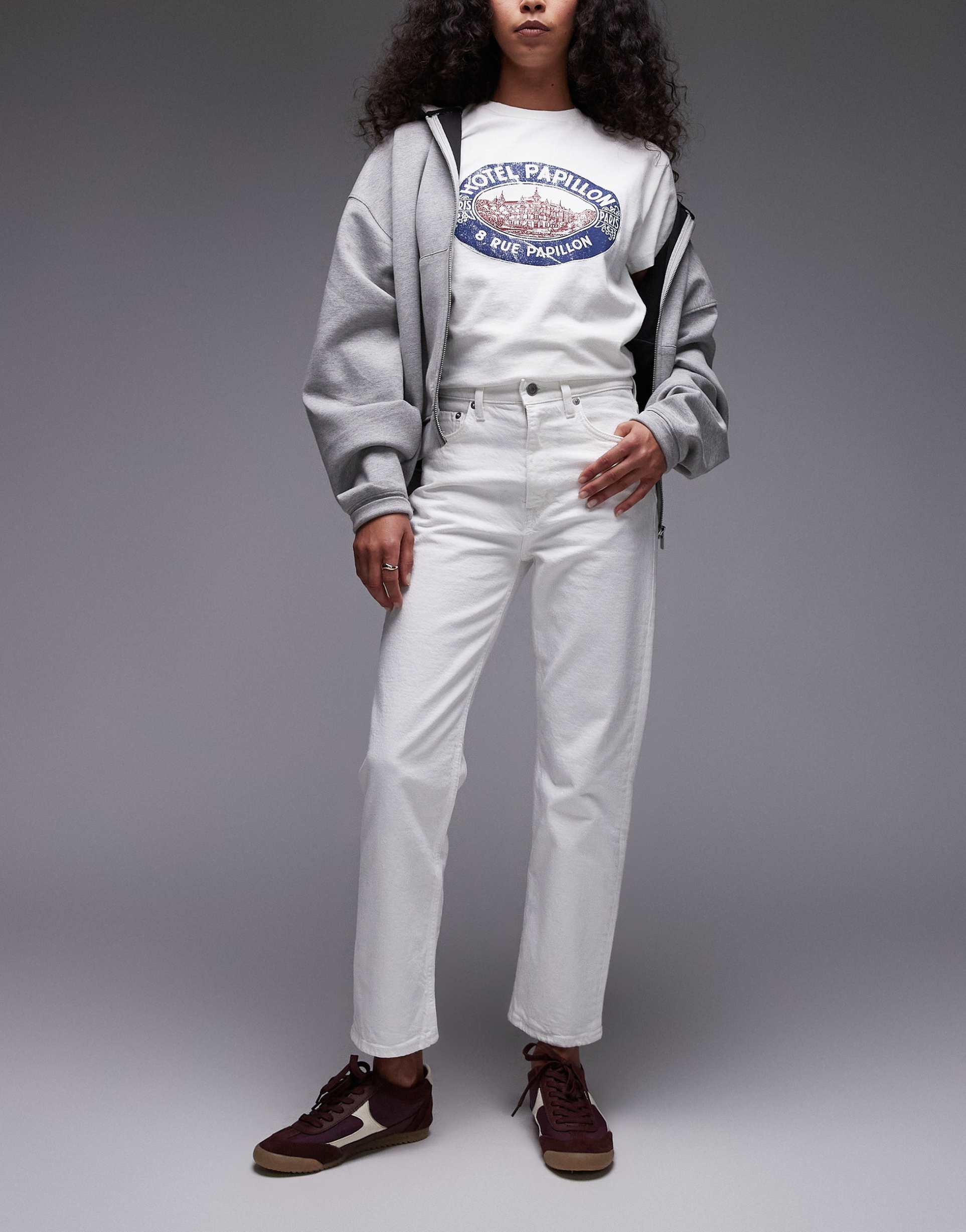 arket jade stretch slim leg jeans in off-white