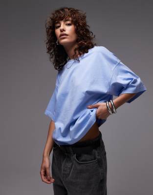 ARKET - Kastiges T-Shirt in verwaschenem Blau
