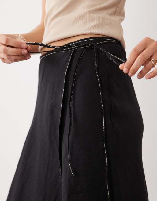 ARKET linen mix wrap midi skirt in black, 4 of 5
