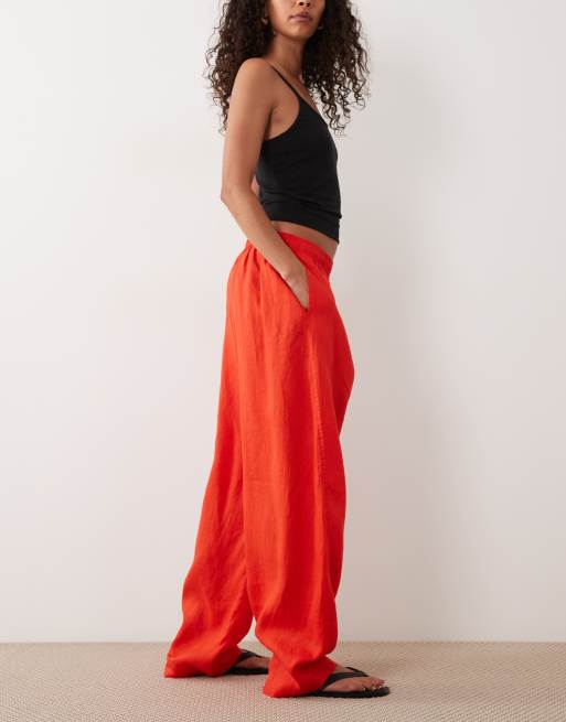 ARKET - Linnen broek met barrel-pijpen in rood, 2 van 5