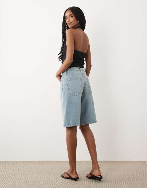 ARKET loose fit denim shorts in mid wash blue, 4 of 5
