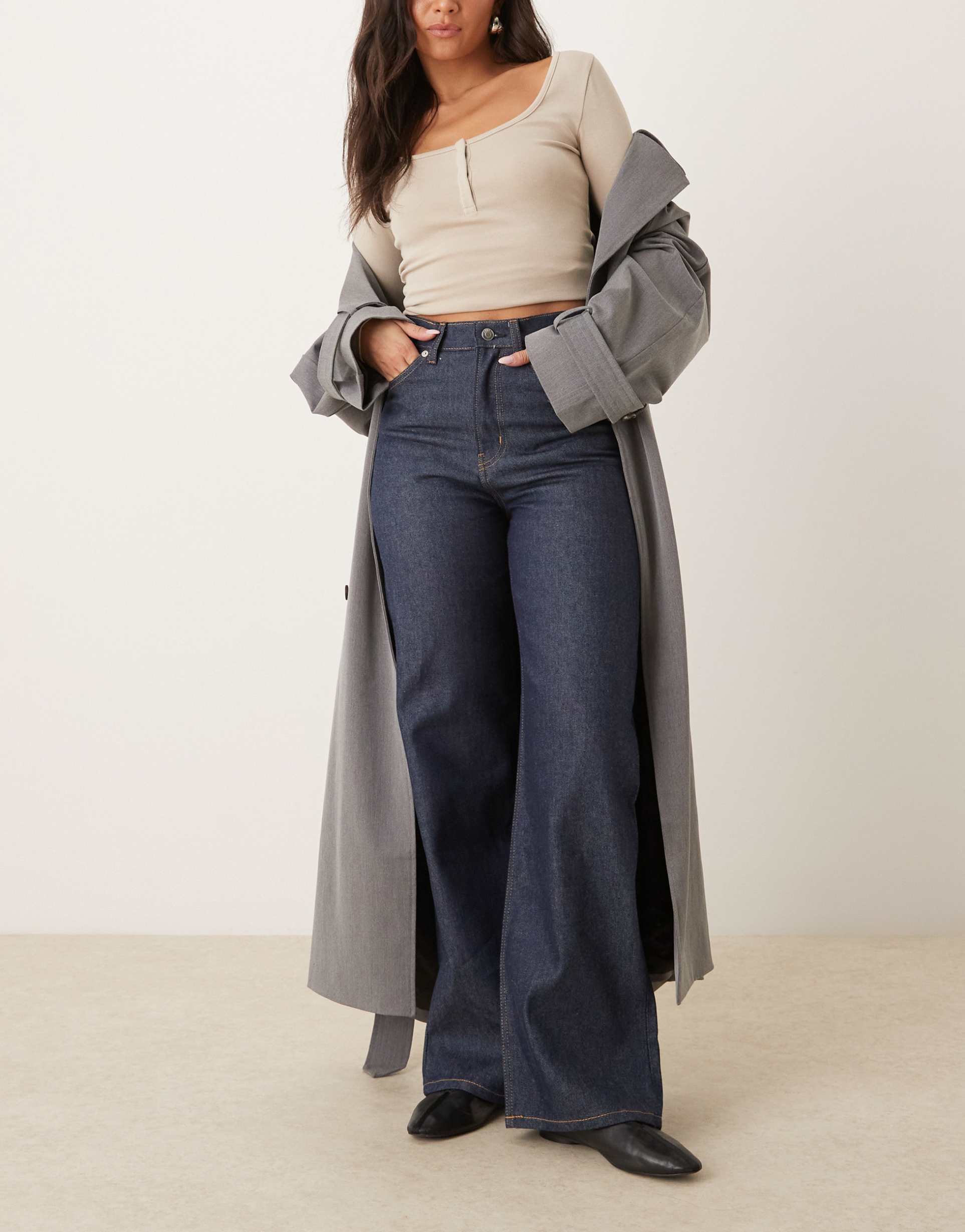 arket lupine high rise wide leg jeans in darkwash indigo blue rinse