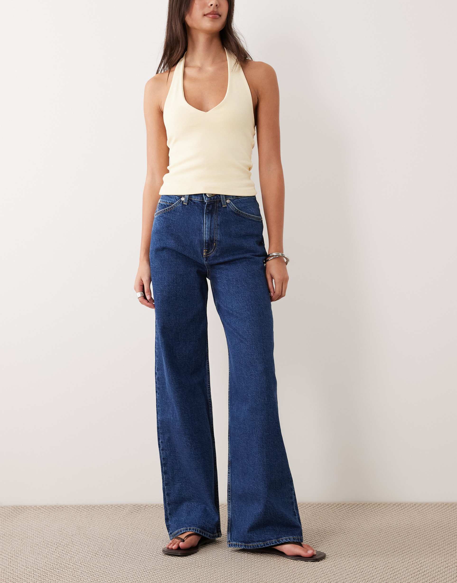 arket lupine high rise wide leg jeans in mid wash blue