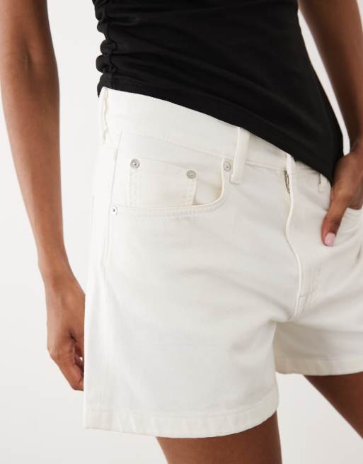 ARKET mid waist five-pocket denim shorts in white, 4 of 5