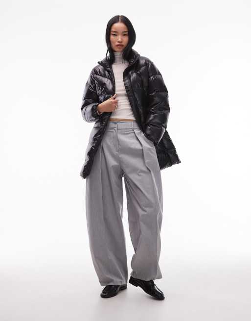 ARKET midi down padded puffer coat in black, 4 of 4