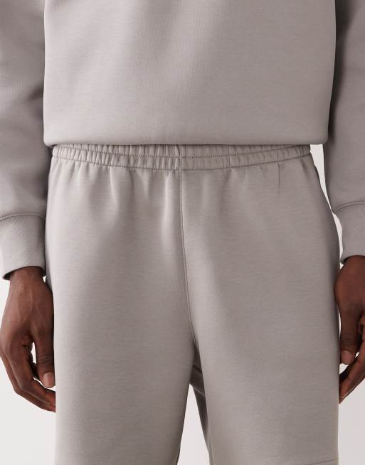 ARKET – Mix and Match – Shorts aus neoprenartigem Material in Grau, 4 von 5