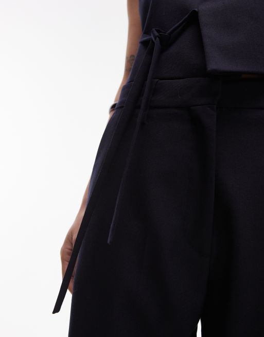 ARKET – Mix and Match – Weite, elegante Hose aus reiner Wolle in Marineblau, 4 von 5
