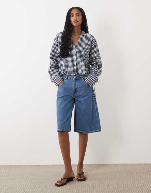ARKET - Mørkeblå bluse i seersucker med boblekant og gingham-tern, 2 af 4