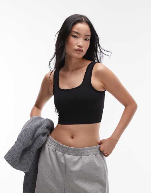 ARKET – Nahtloser Sport-BH in Schwarz