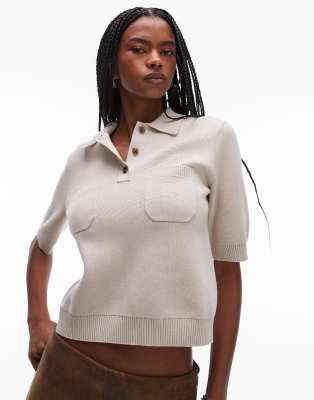 ARKET - Oberteil aus kompaktem Strick in Beige mit geknöpftem Polokragen-Neutral