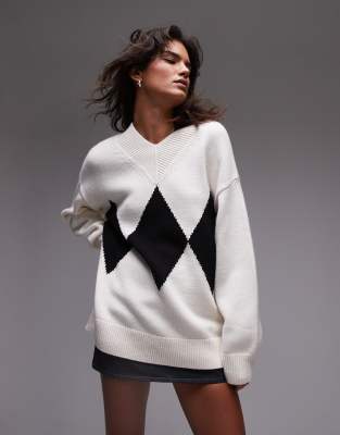 ARKET - Oversize-Strickpullover in Schwarzweiß mit Rautenmuster-Bunt