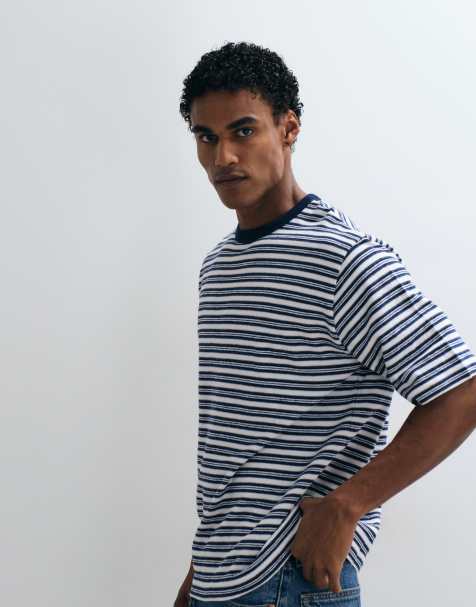 ARKET Oversize-T-Shirt aus reiner Baumwolle mit Bouclé-Struktur in leuchtendem Blau - view 1