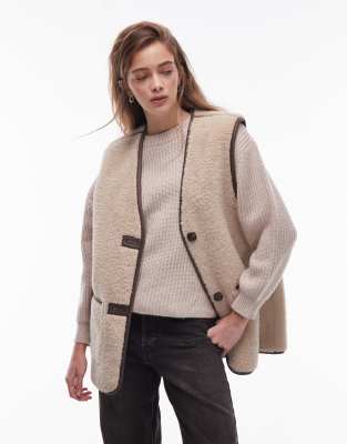 ARKET - Oversize-Weste aus Lammfellimitat in Beige-Neutral