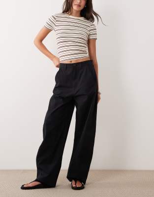 ARKET - Pantalon barrel en coton léger - Noir-Blanc