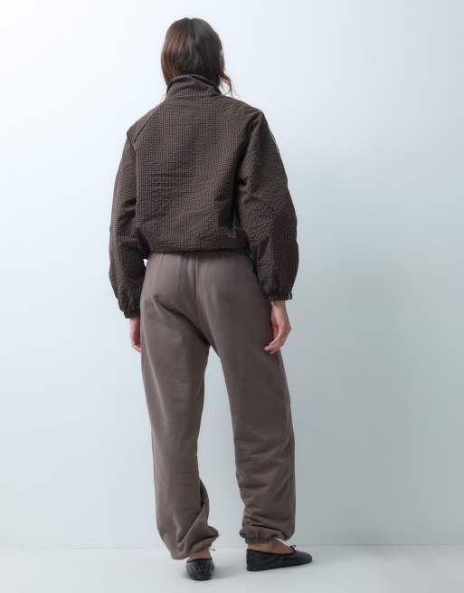 ARKET pantalones de chándal holgados de algodón en marrón, 4 de 5