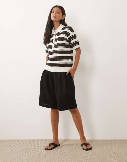 ARKET - polo de punto boxy de algodón en blanco roto, 2 de 4