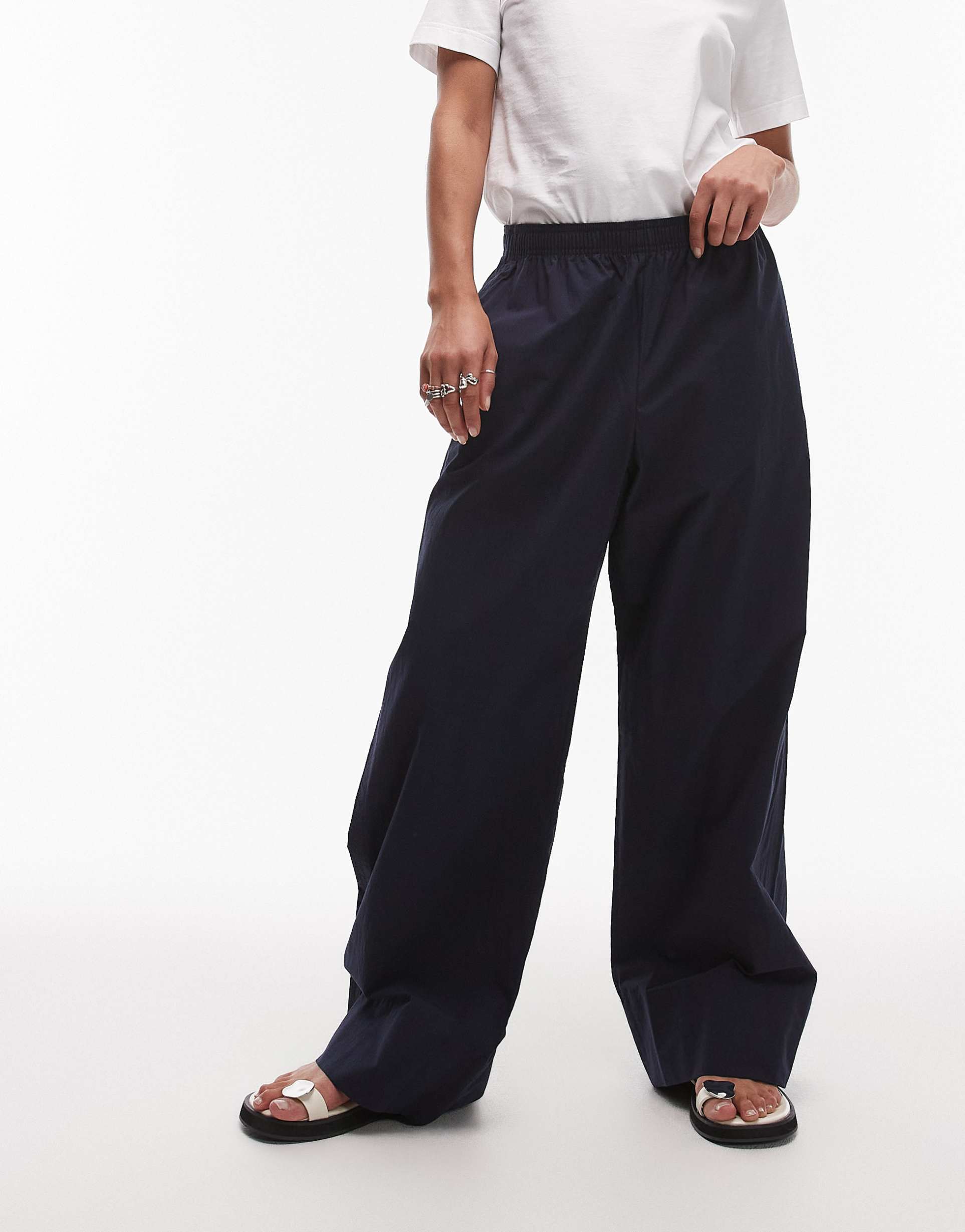 arket poplin straight leg pants with pull-on waist in navy