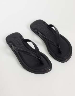 Square Toe 3
